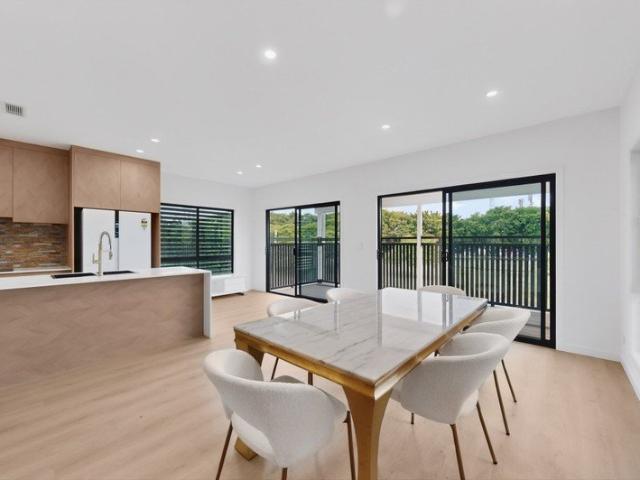 House for rent in St Lucia, Greater Brisbane