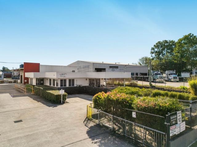 Retail for rent in Toombul, Queensland