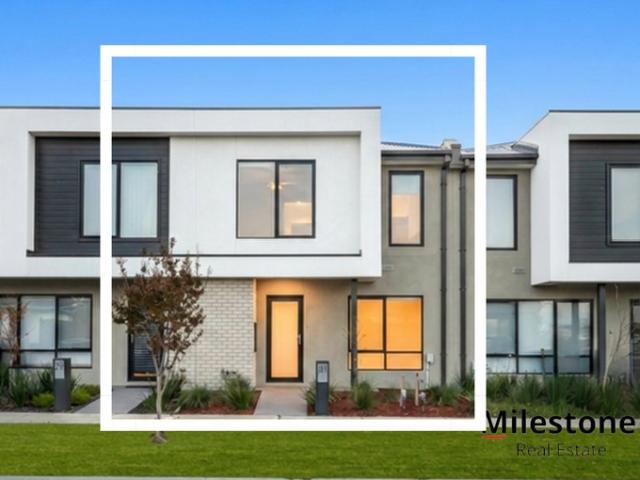 Townhouse for sale in Camerons Creek, Victoria