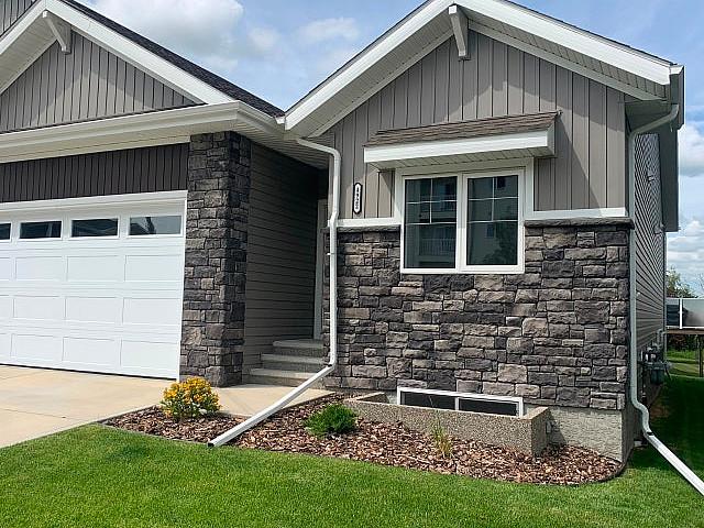 Condo for sale in Lacombe, Alberta