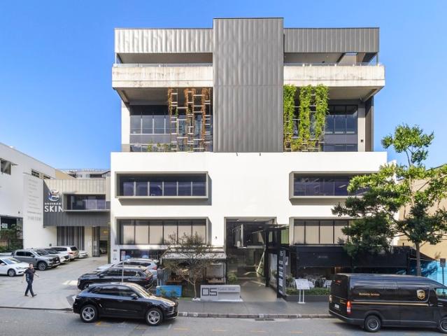 Office for sale in Newstead Office for sale in Newstead