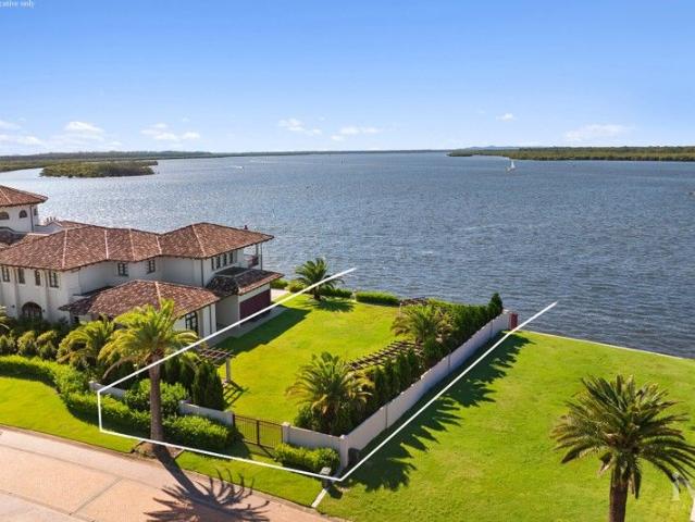 Land for sale in Gold Coast Mc