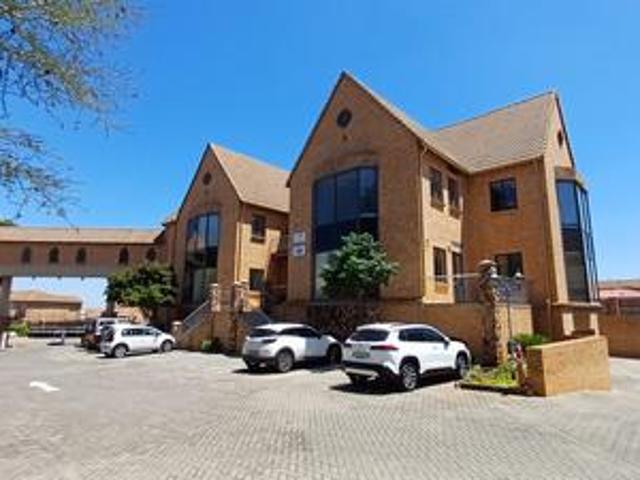 Commercial for rent in Die Hoewes, Centurion