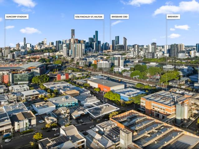Office for sale in Toombul, Queensland
