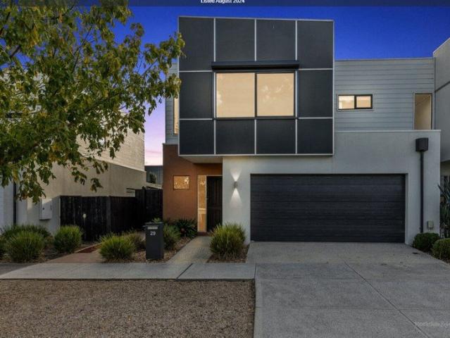 Townhouse for rent in Camerons Creek, Victoria