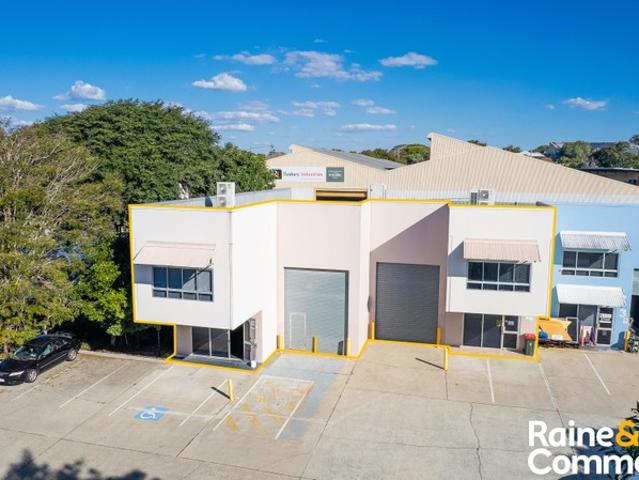 Office for rent in Toombul, Queensland