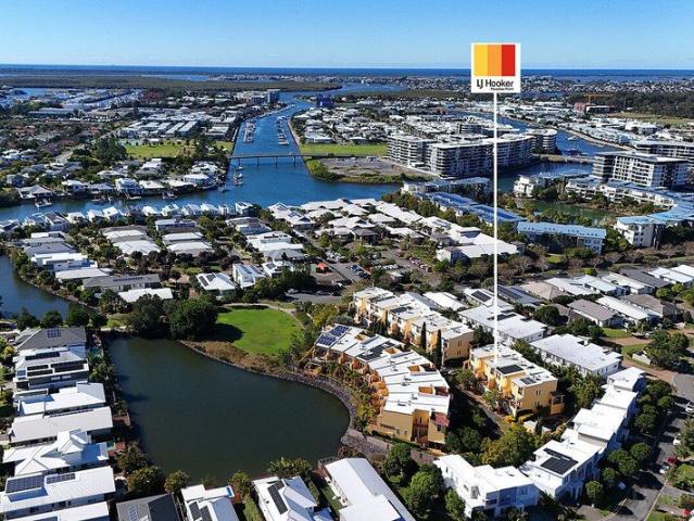 Townhouse for sale in Fernbrook, Queensland