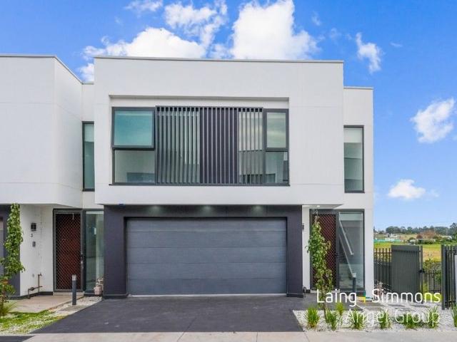 Townhouse for sale in Sydney, New South Wales