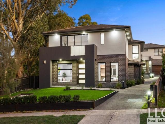 Townhouse for sale in Camerons Creek, Victoria
