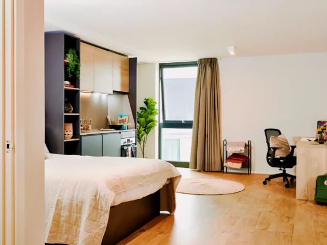 Studio for rent in Woodhouse, West Yorkshire