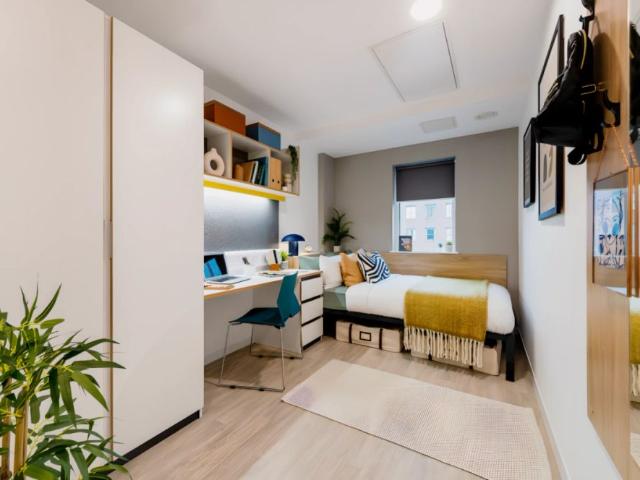 Room for rent in Calthorpe Fields, West Midlands
