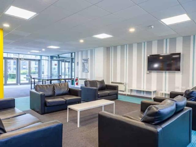 Room for rent in De Parys, Bedford