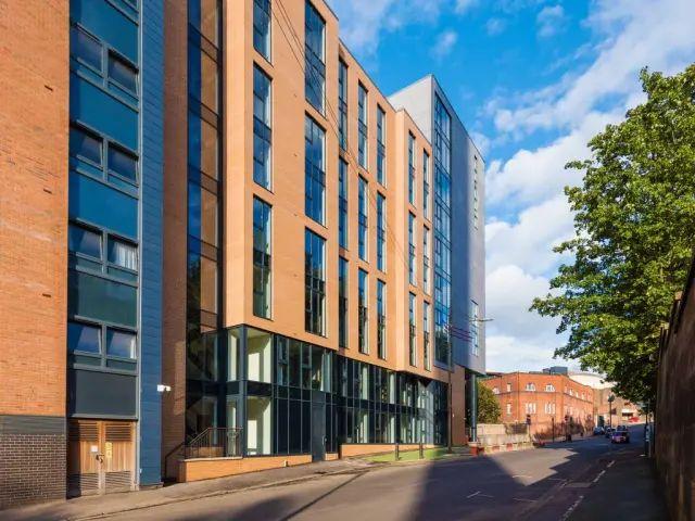 Studio for rent in Partick, Scotland