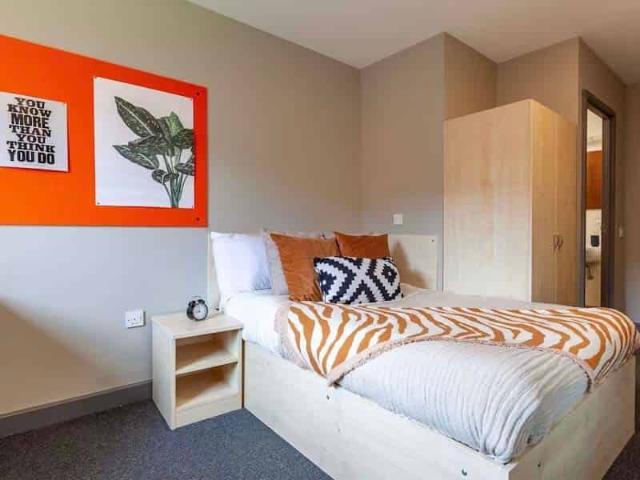 Studio for rent in South Yorkshire
