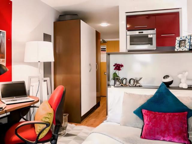 Studio for rent in Elephant and Castle, Greater London