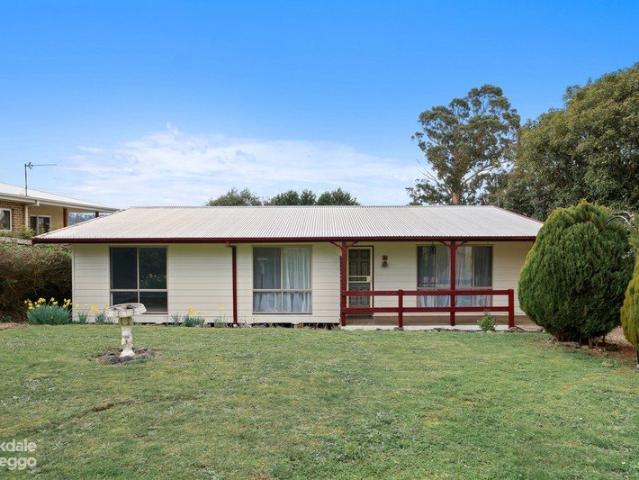 House for sale in Darlimurla, Victoria