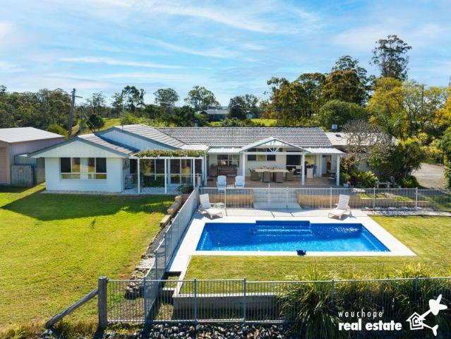 Cottage for sale in Beechwood, New South Wales