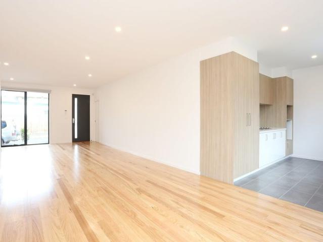 Townhouse for rent in Camerons Creek, Victoria