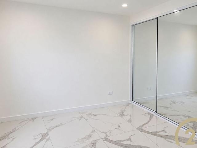 Granny Flat for rent in Ambarvale, Sydney