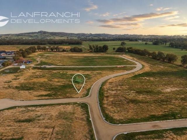 Land for sale in Jindera, New South Wales