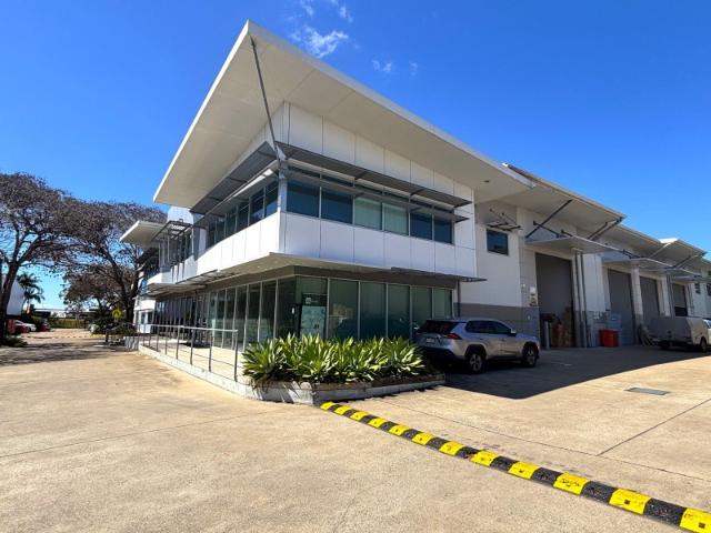 Warehouse for rent in Toombul, Queensland
