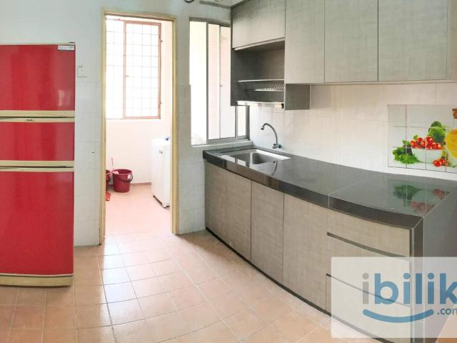 Room for rent in Country Heights Damansara, Kuala Lumpur