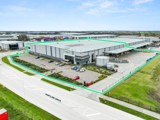 Warehouse for rent in Camerons Creek, Victoria