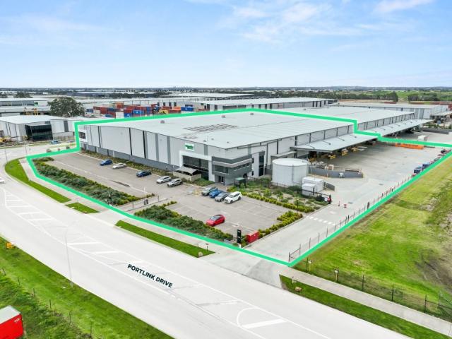 Warehouse for rent in Camerons Creek, Victoria