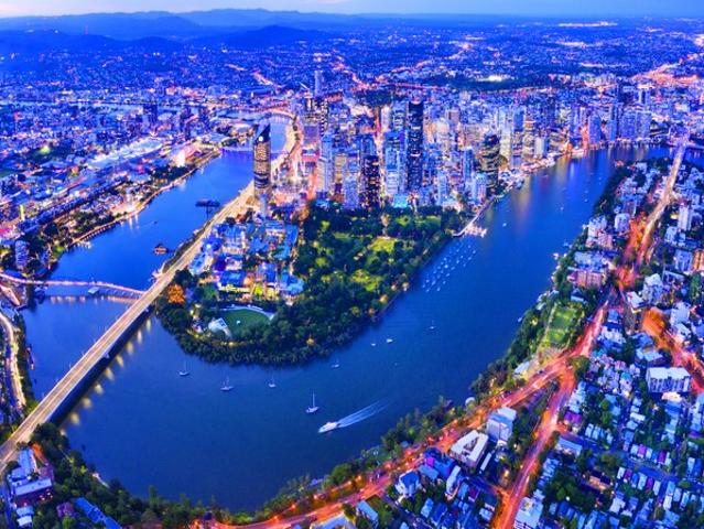 Townhouse for sale in Spring Hill, Greater Brisbane