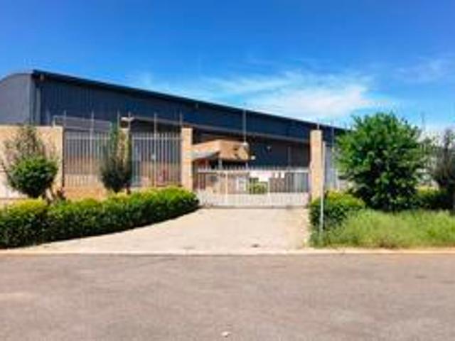 Commercial for rent in Nellmapius, Gauteng