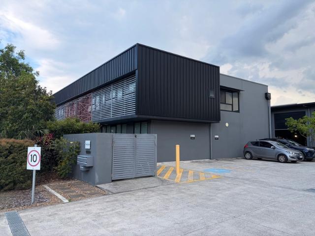 Warehouse for rent in Aura Business Park, Sunshine Coast Regional