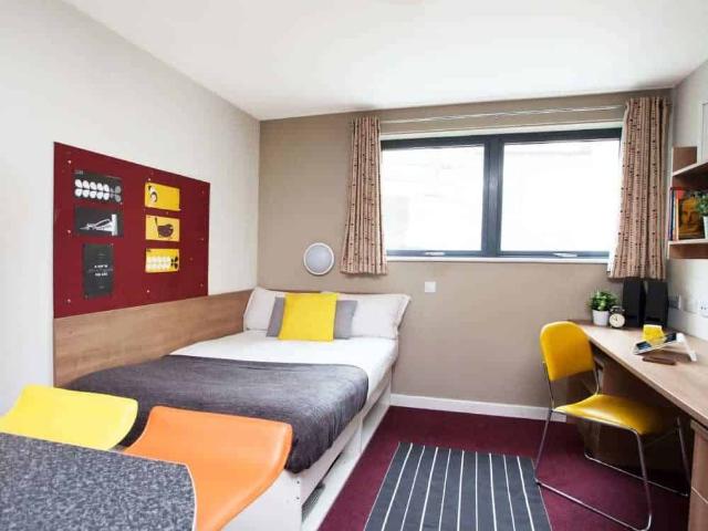 Studio for rent in Watergate, Devon