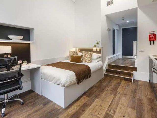Studio for rent in Woodhouse, West Yorkshire