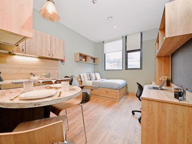 Studio for rent in St George's Quarter / Cultural Quarter, Calderstones