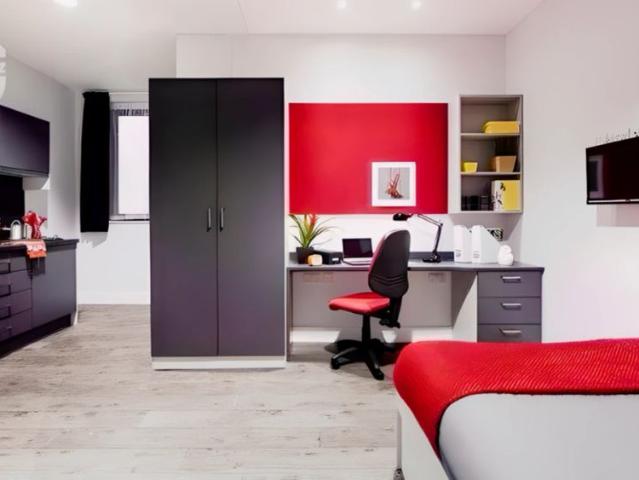 Studio for rent in Fountainbridge, Scotland