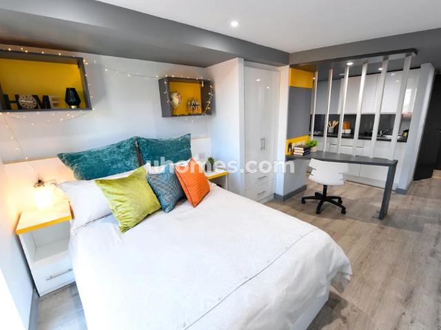 Studio for rent in Highfields, Old Wharf