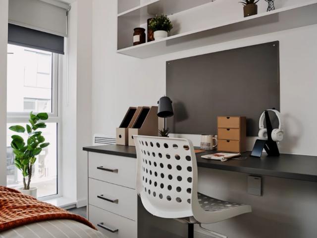 Studio for rent in Falmouth, Cornwall