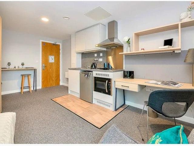 Studio for rent in Neepsend, Kelham