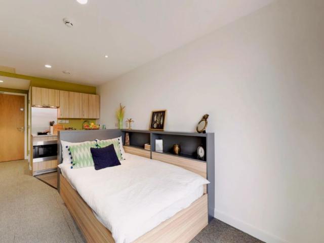 Studio for rent in Townhead, Glasgow