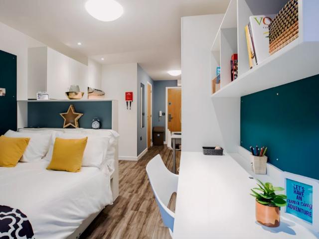 Studio for rent in Sandy Row, Northern Ireland