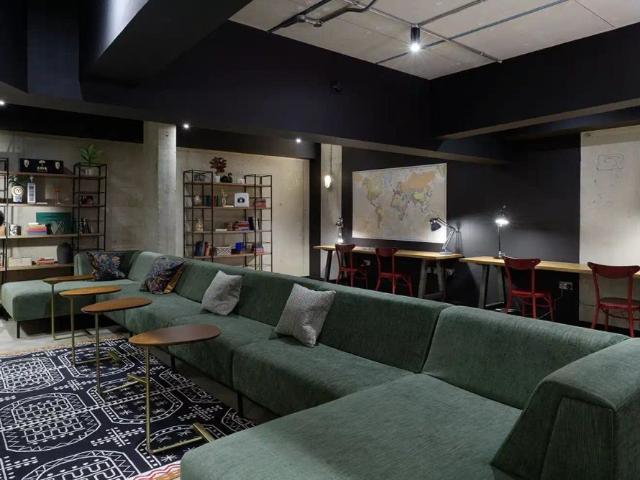 Studio for rent in Hammersmith, Isle Of Man