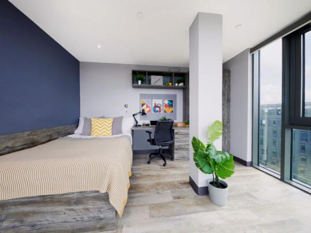 Studio for rent in Lakenham, East Bank