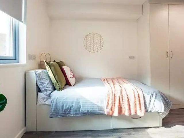 Studio for rent in Royal Borough of Greenwich, Greater London
