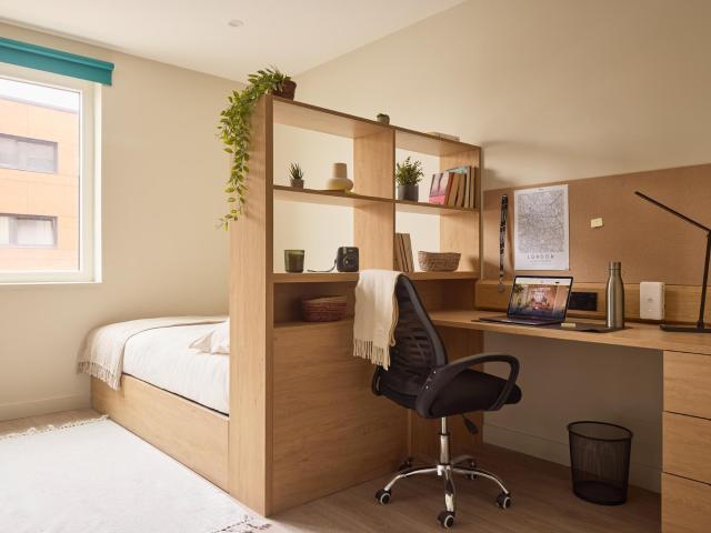 Room for rent in Canning Town, Greater London