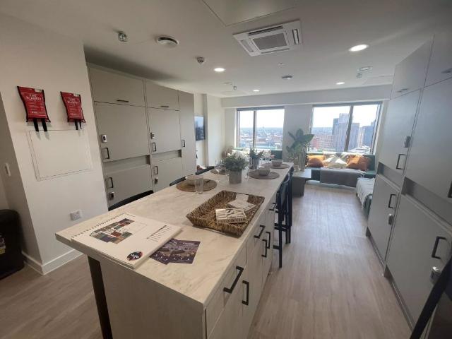 Studio for rent in Digbeth, West Midlands