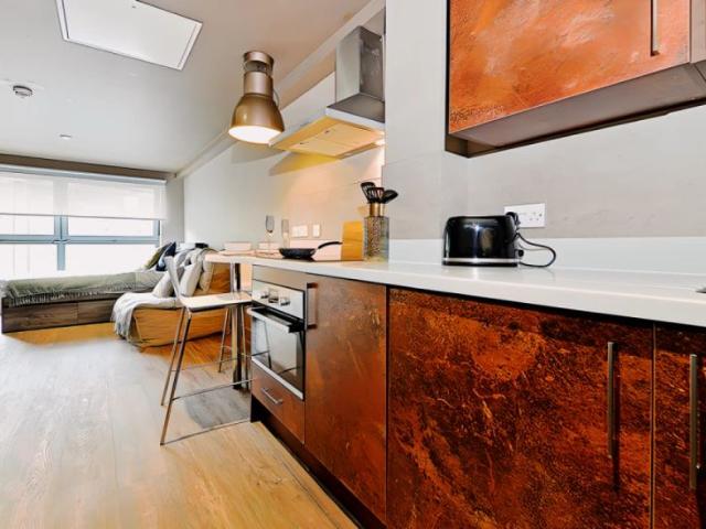 Studio for rent in City Centre, Scotland