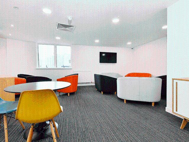 Studio for rent in St Ann's, Haddon