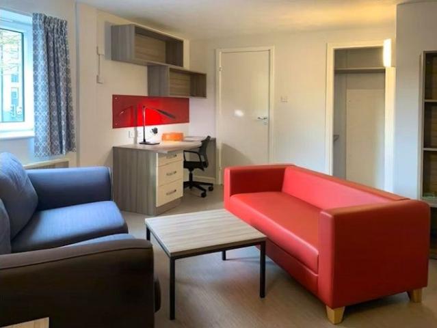 Studio for rent in St Mary's, City Of Southampton
