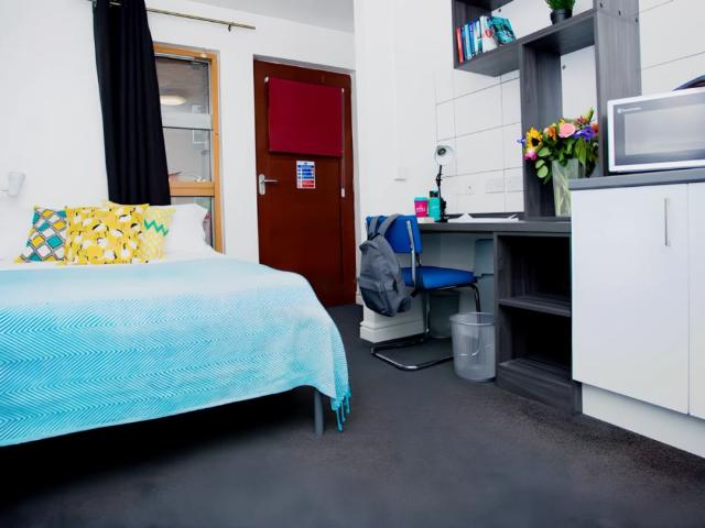 Studio for rent in City Centre, South Yorkshire
