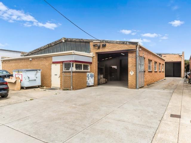 Warehouse for sale in Camerons Creek, Victoria